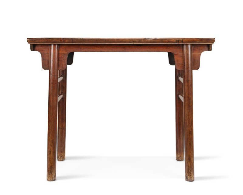 十七/十八世紀　黃花梨夾頭榫小平頭案 | A SMALL HUANGHUALI SIDE TABLE, PINGTOUAN - 图2