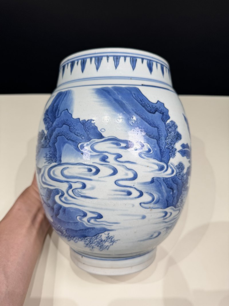 明崇祯 青花张仙送子图莲子罐 - 图8