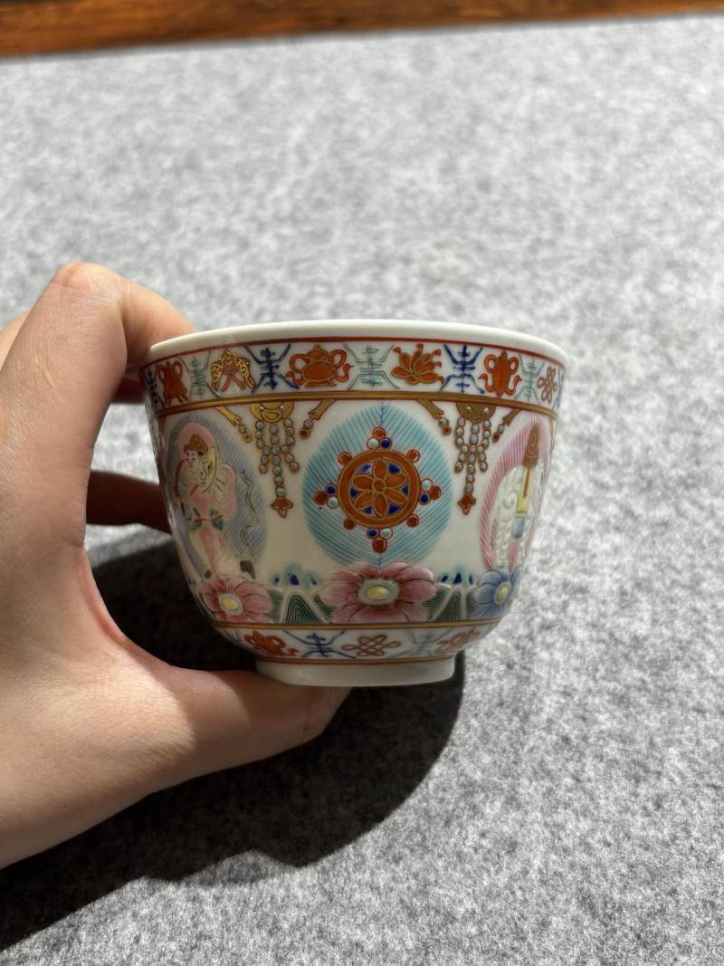    清咸丰 粉彩七珍八宝图杯 - 图6