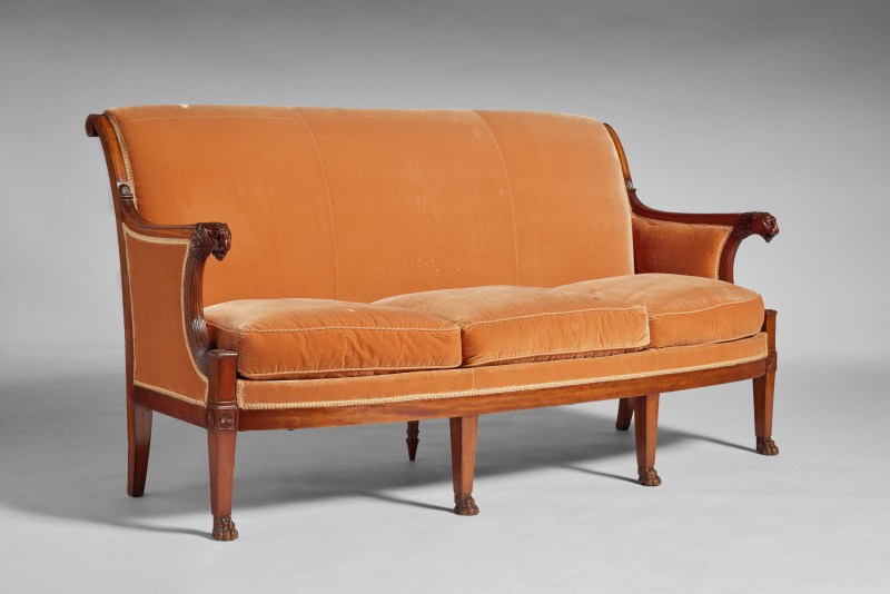 A Directoire Mahogany Canapé in the manner of Georges Jacob, Circa 1795 - 图1