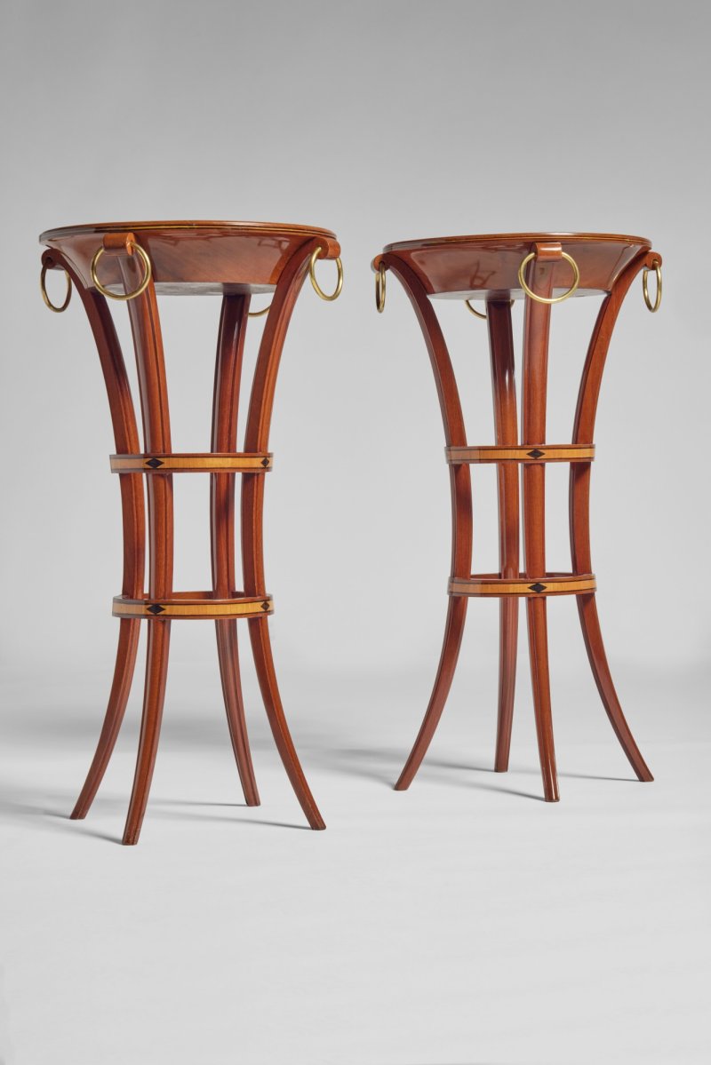 A Pair of Directoire Mahogany, Citronnier and Ebony Inlaid Athéniennes attributed to Papst, Circa 1795 - 图4