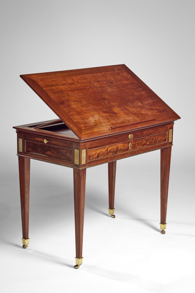 A Louis XVI Gilt Brass Mounted Mahogany and Ebony Table à la Tronchin by Jean-Henri Riesener, Circa 1785 - 图1