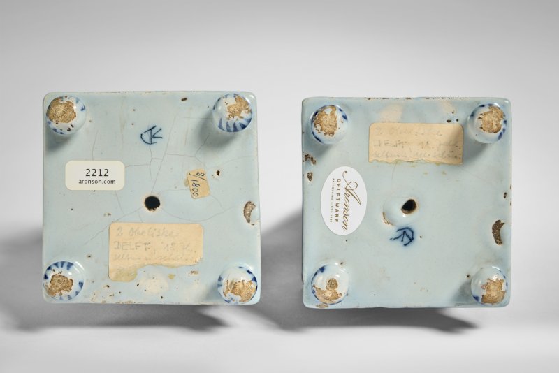 A Pair of Dutch Delft Blue and White Models of Obelisks, circa 1730 - 图6