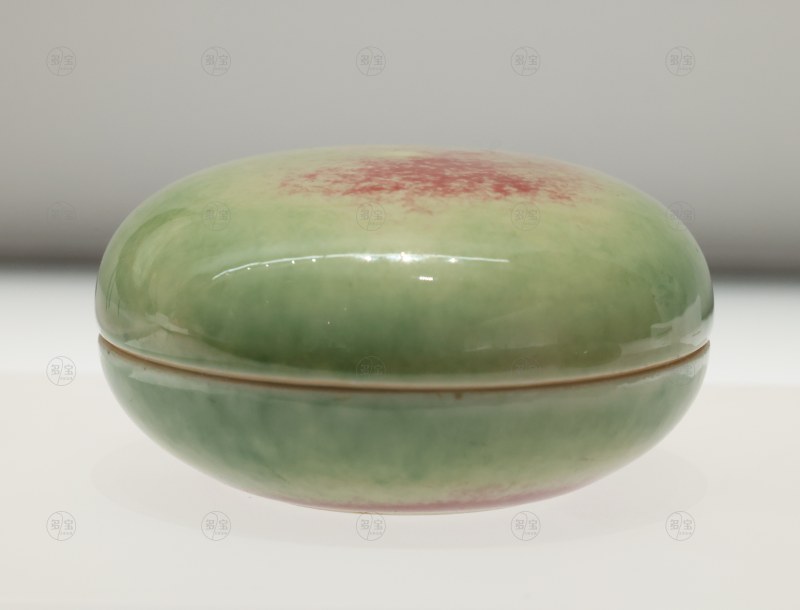 清康熙 景德镇窑豇豆绿釉印盒 - 图8