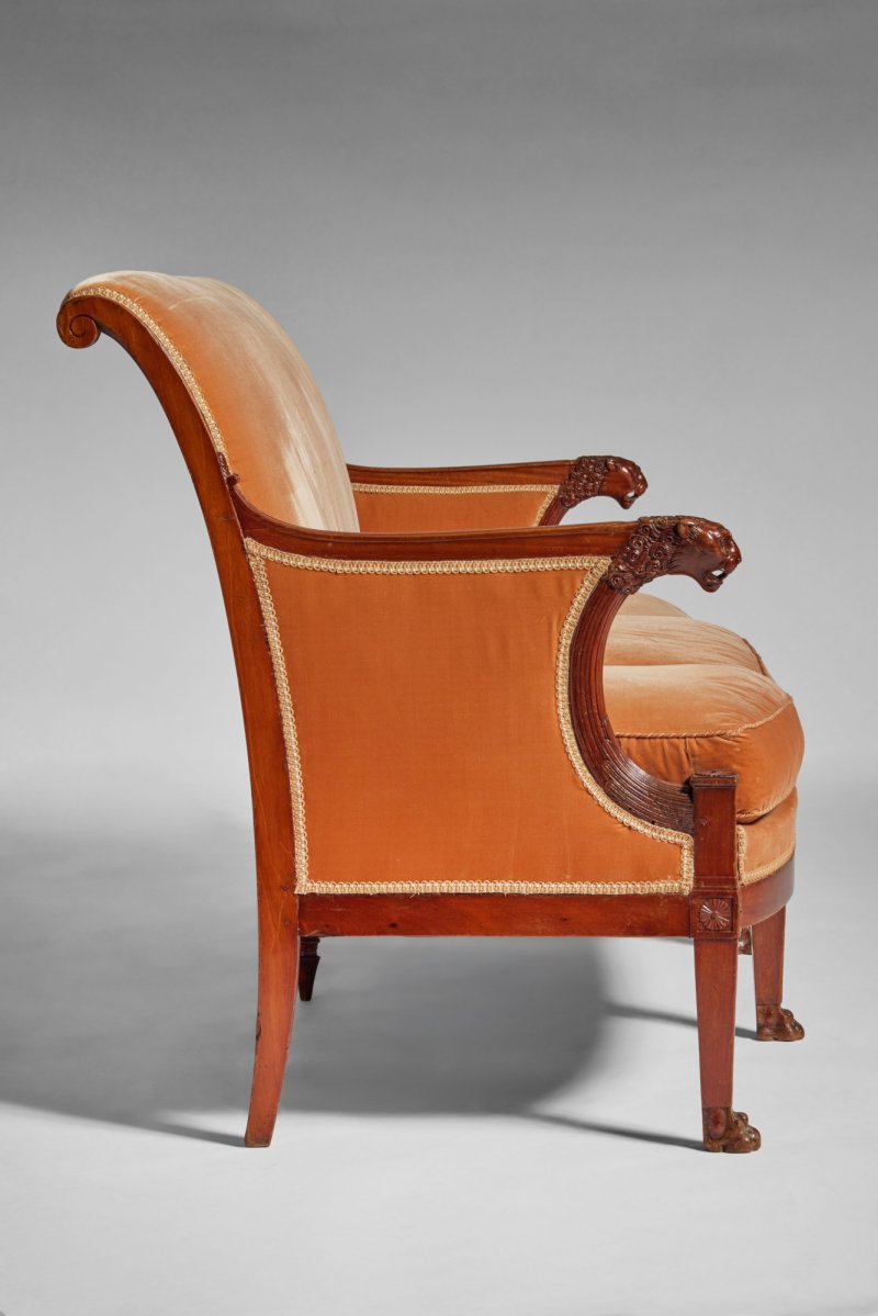 A Directoire Mahogany Canapé in the manner of Georges Jacob, Circa 1795 - 图3