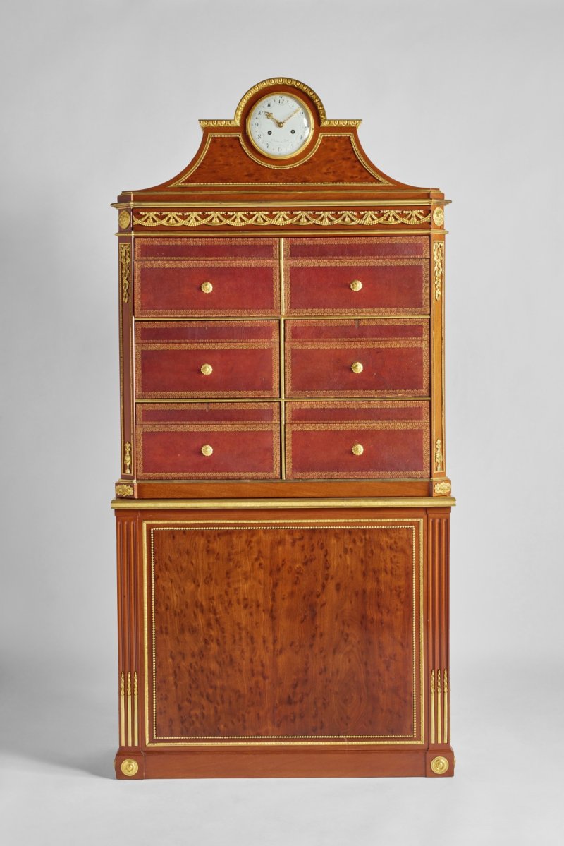 A Louis XVI Gilt Bronze Mounted Mahogany and Plum Pudding Mahogany Cartonnier by François Barthélémy Crespi, known as Crepi, Circa 1785 - 图2