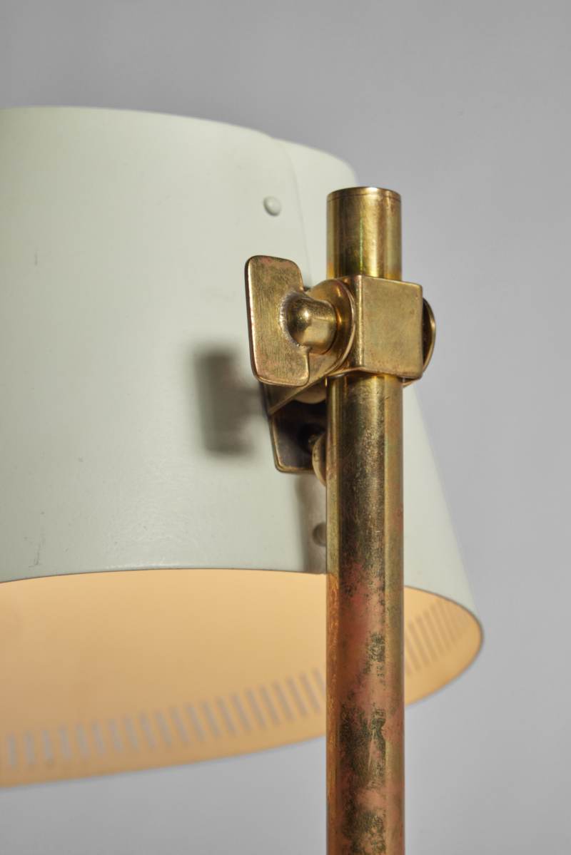 Pair of Table Lamps Paavo Tynell - 图2