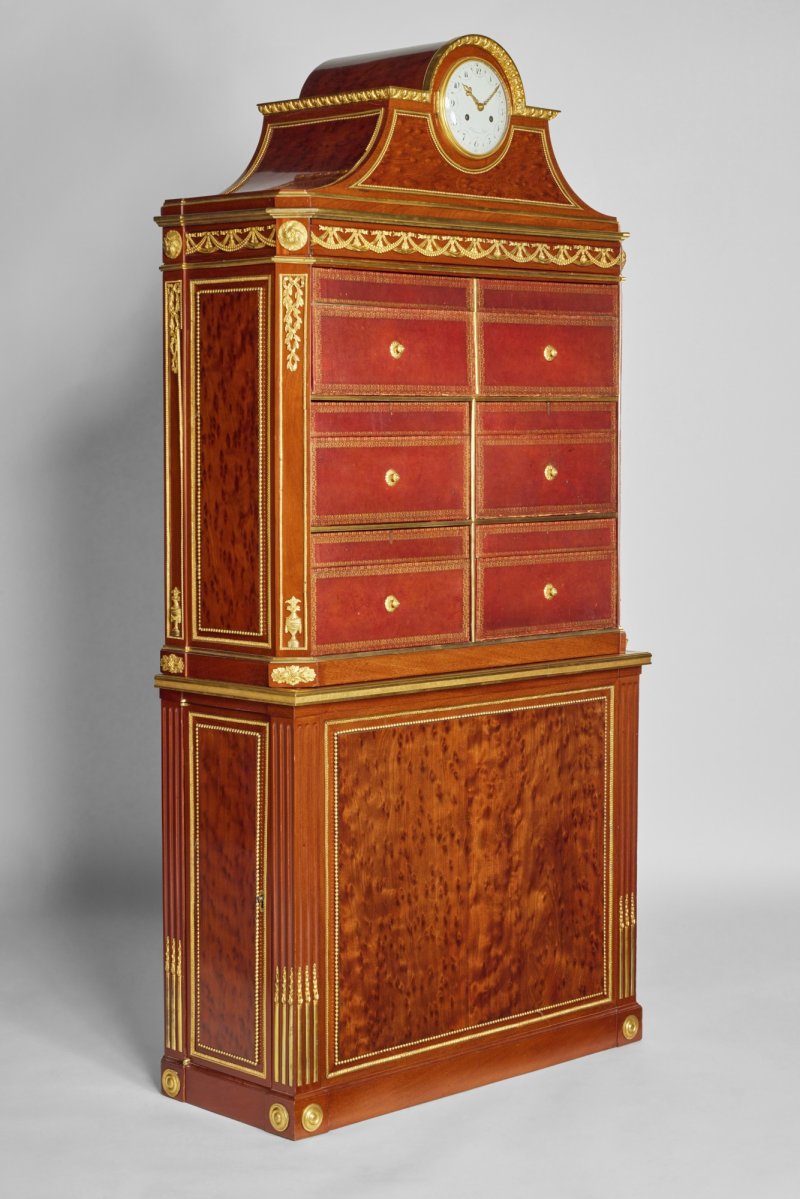 A Louis XVI Gilt Bronze Mounted Mahogany and Plum Pudding Mahogany Cartonnier by François Barthélémy Crespi, known as Crepi, Circa 1785 - 图3