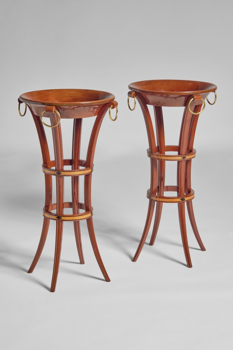 A Pair of Directoire Mahogany, Citronnier and Ebony Inlaid Athéniennes attributed to Papst, Circa 1795 - 图1