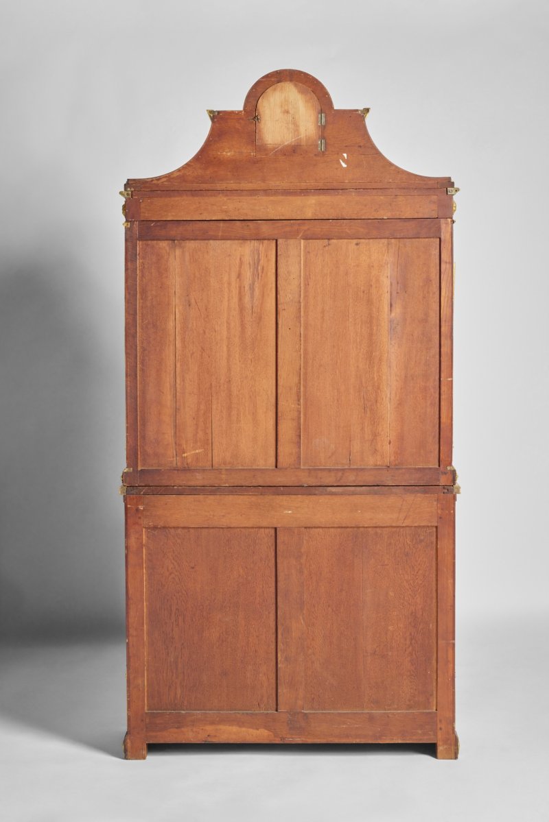 A Louis XVI Gilt Bronze Mounted Mahogany and Plum Pudding Mahogany Cartonnier by François Barthélémy Crespi, known as Crepi, Circa 1785 - 图6