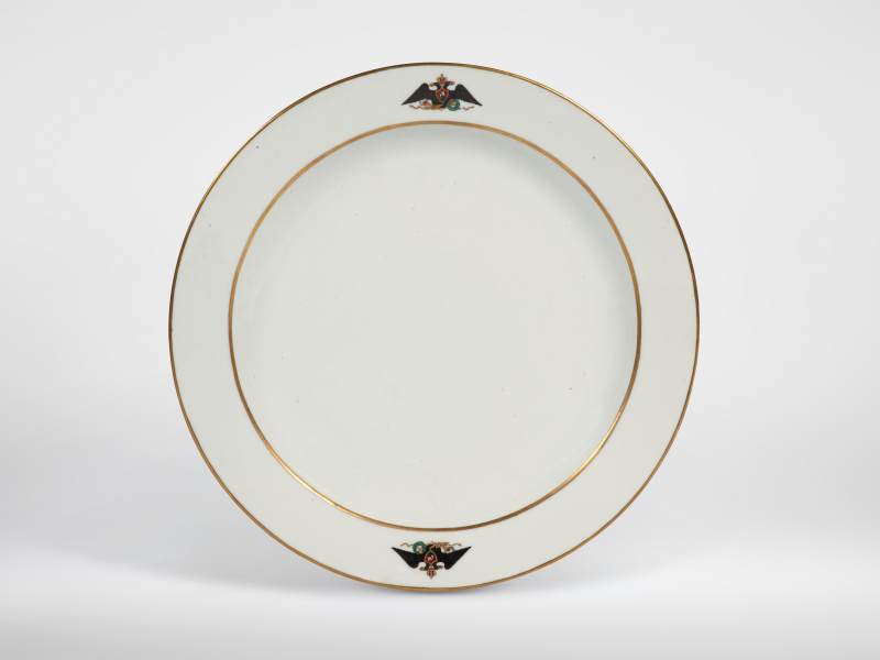 A Group of Porcelain Tableware from the Ordinary Service, Coronation Service and the Service of Grand Duke Konstantin Nikolaevich, Imperial Porcelain Factory, St Petersburg, period of Nicholas I (1825-1855) and Alexander II (1855-1881) - 图4