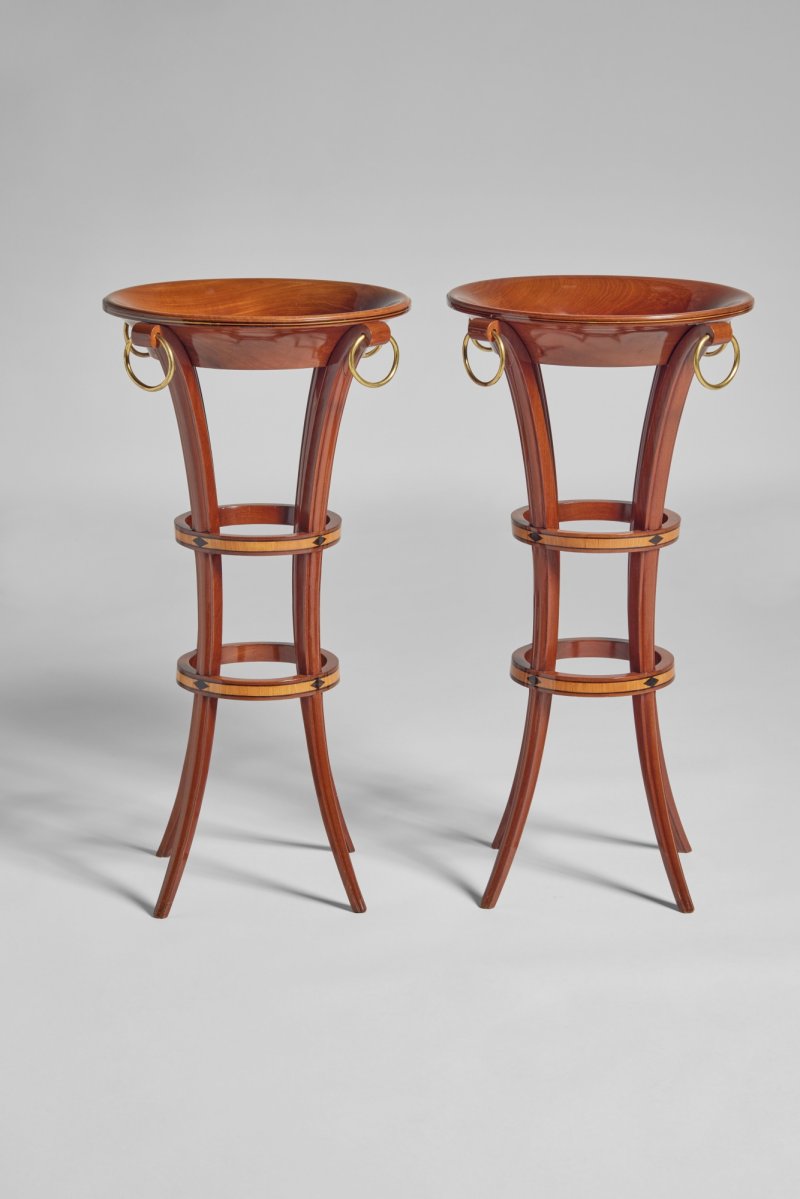 A Pair of Directoire Mahogany, Citronnier and Ebony Inlaid Athéniennes attributed to Papst, Circa 1795 - 图2