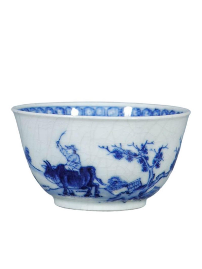 清乾隆   浆胎青花牧牛图杯 - 图1