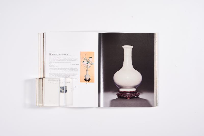 2006年香港佳士得《中国宫廷瓷器艺术品》1函2册全 - 图11