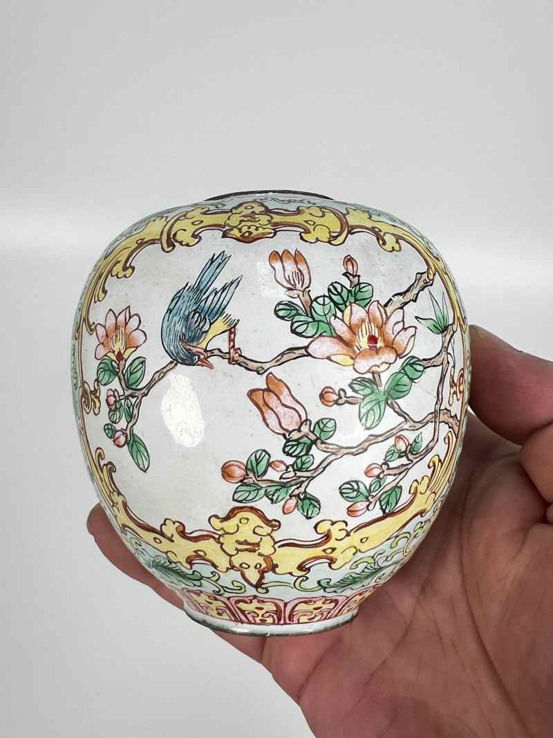 XYB060  民国 铜胎画珐琅花鸟纹盖罐 - 图6