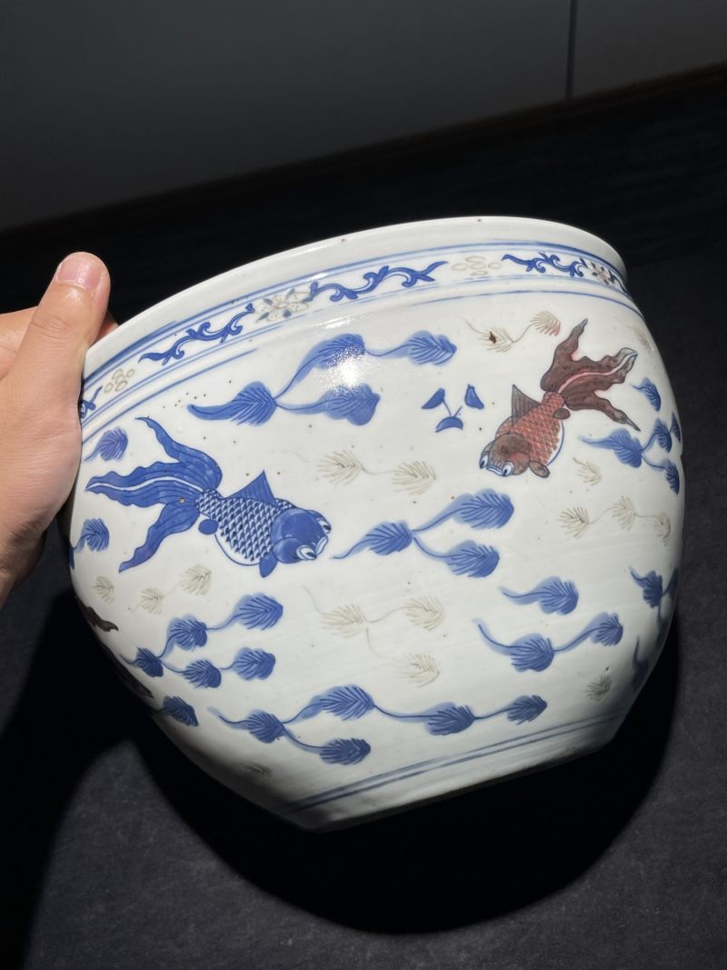 清中期 青花釉里红鱼藻纹卷缸 - 图2