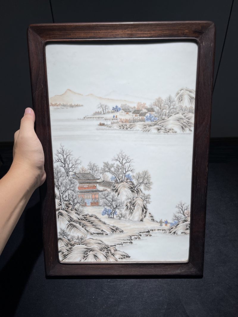 民国 粉彩山水纹瓷板 - 图2
