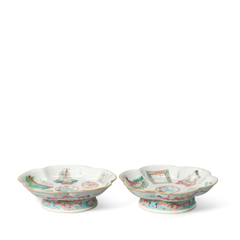 清同治 粉彩無雙譜高祖盌一對 | A PAIR OF 'WU SHUANG PU' STEM BOWLS - 图3