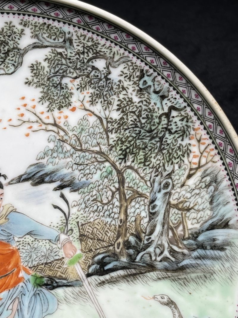 民国 粉彩郑瘦梅画汉高祖斩蛇纹盘 - 图5