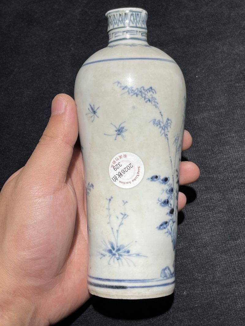 明天启 青花竹菊双清图梅瓶 - 图3
