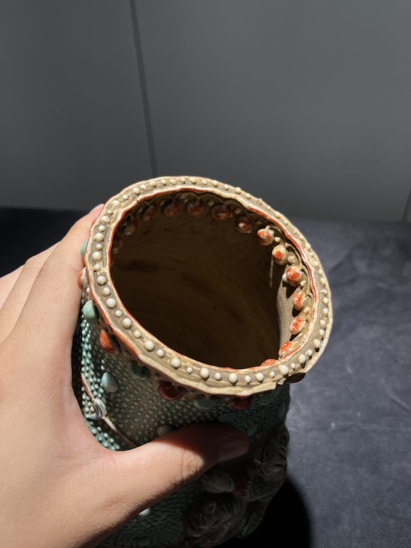 清代 浮雕瓷器一组3件 - 图13