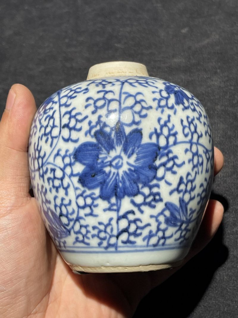 清康熙 青花山水、花卉纹罐一组4件 - 图21