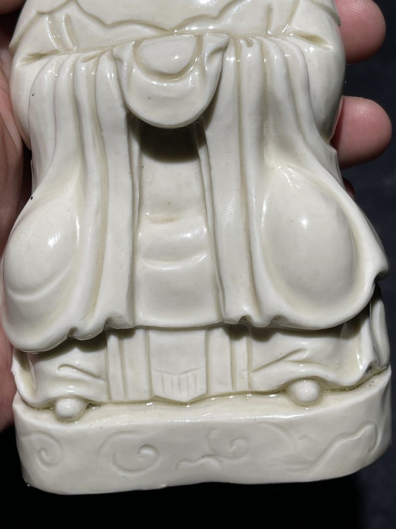清代 德化白釉妈祖瓷塑 - 图7