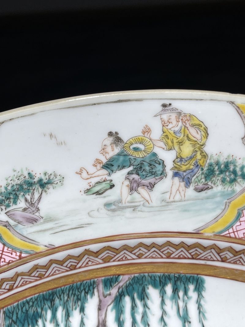 清雍正 粉彩渔家乐纹大盘 - 图10