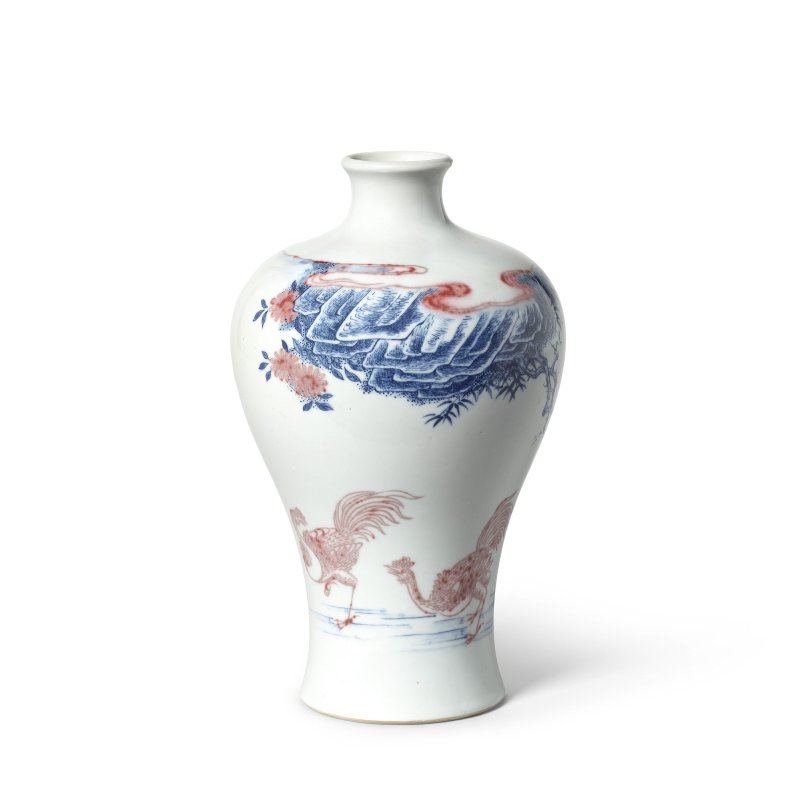 二十世紀 青花釉裏紅梅瓶 | AN UNDERGLAZE-BLUE AND COPPER-RED VASE, MEIPING - 图1