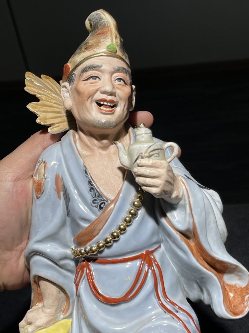50年代 何水根济公人物瓷塑 - 图3