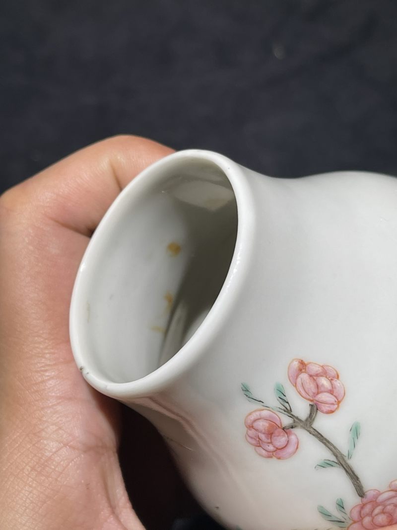 民国 粉彩花卉纹小尊 - 图9