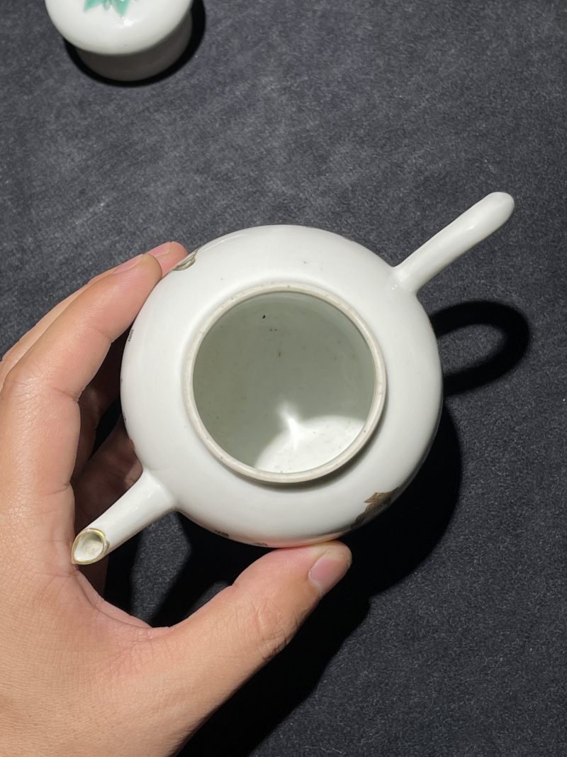 清中期 粉彩无双谱纹执壶 - 图7