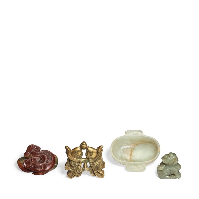 清 玉雕三件及銅鎏金雙魚飾 | THREE JADE CARVINGS AND A GILT BRONZE FITTING - 图2