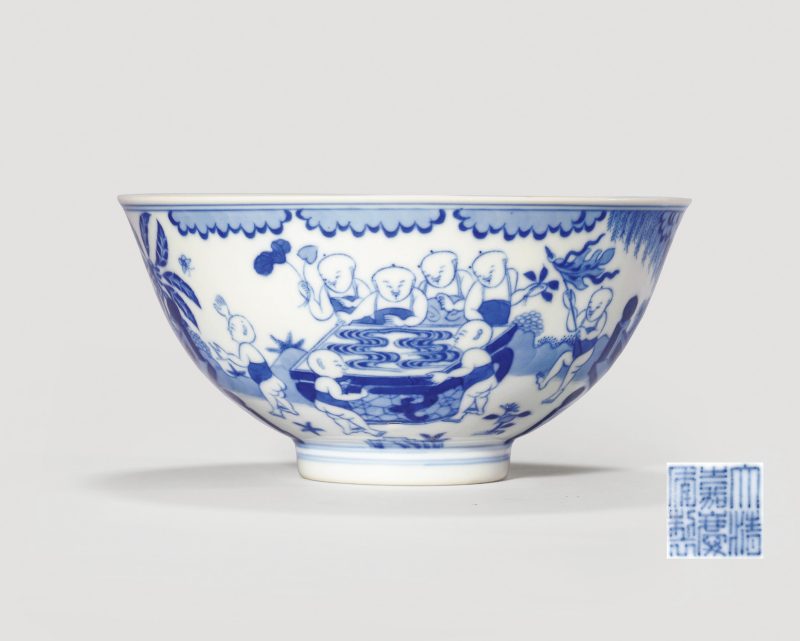 清嘉庆 青花婴戏纹碗 - 图1