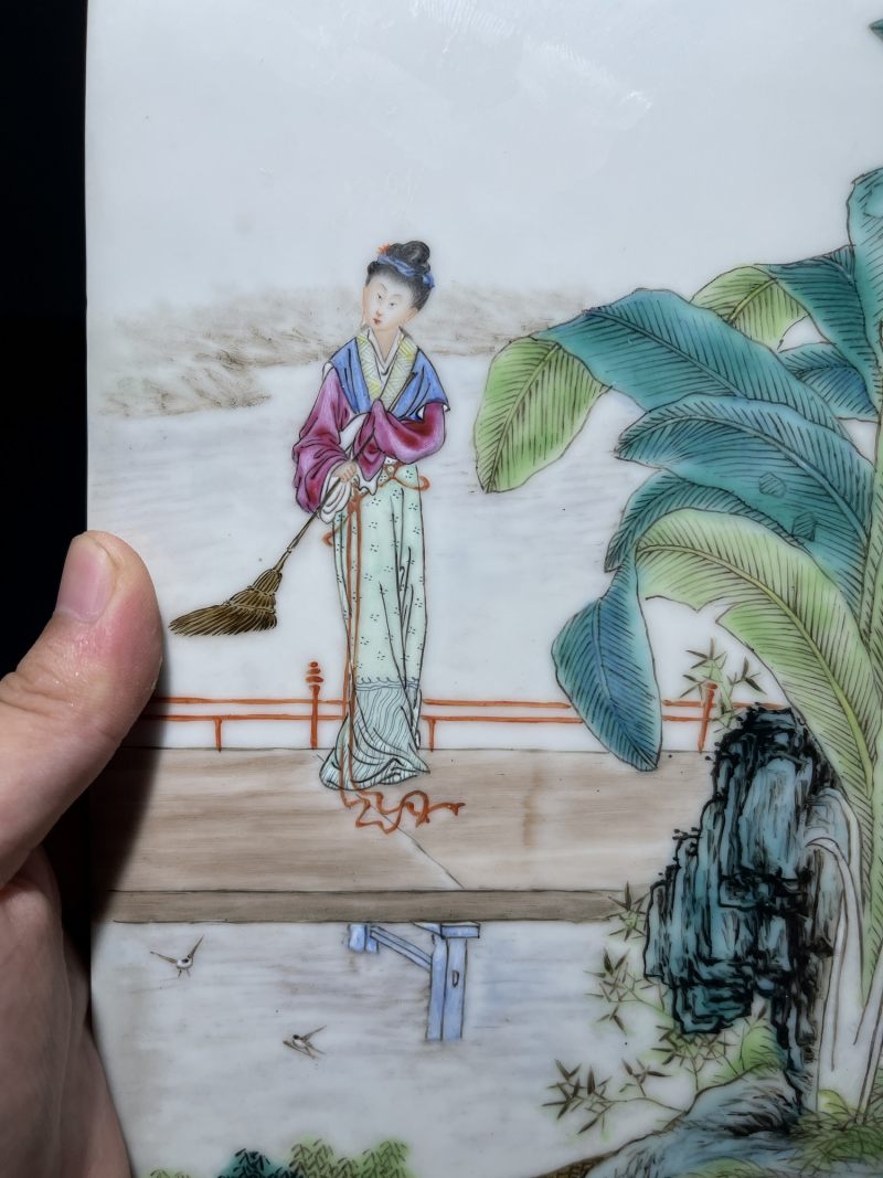 民国 熊晓峰画粉彩红楼梦纹瓷板一对 - 图5