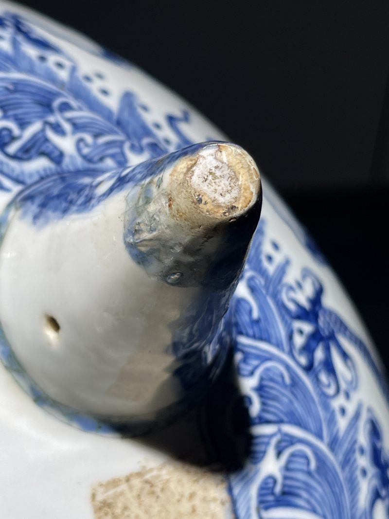 清中期 青花龙纹大三足炉 - 图14