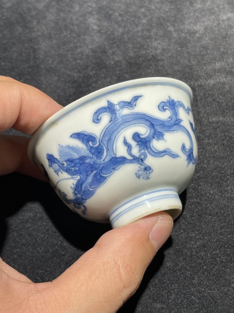 清康熙 青花香草龙纹杯一对 - 图4