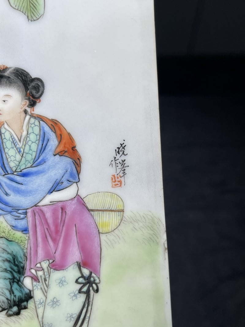 民国 熊晓峰画粉彩红楼梦纹瓷板一对 - 图6