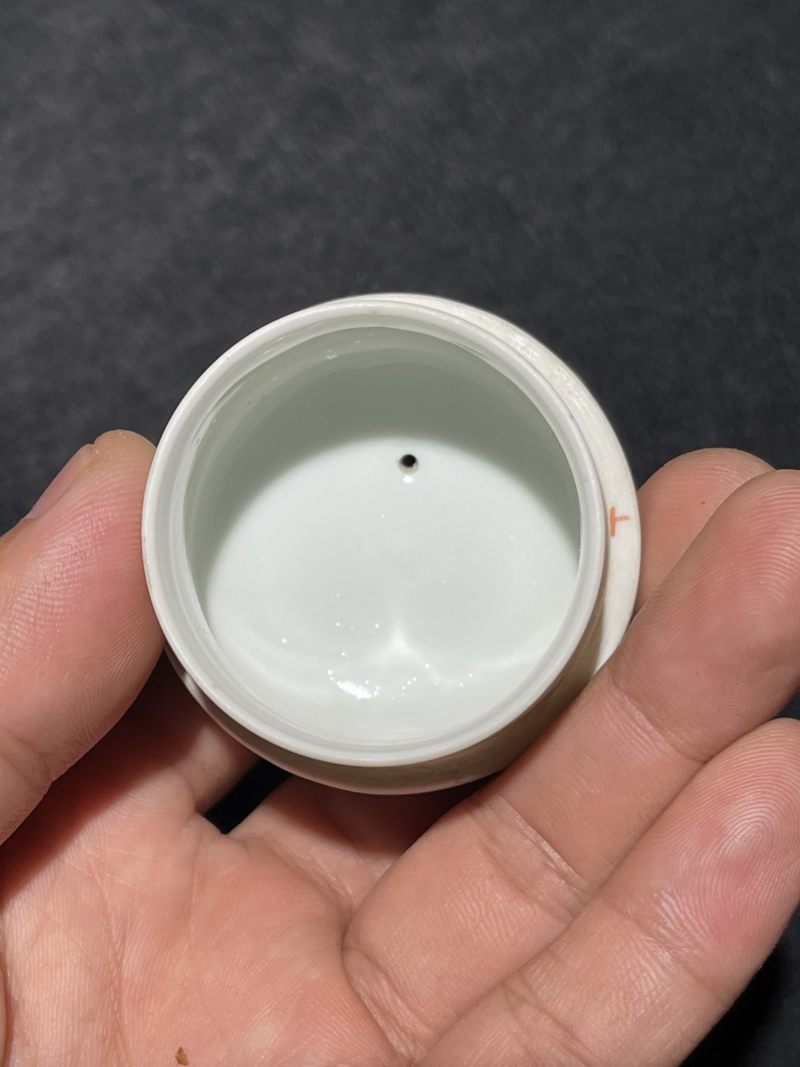 清中期 粉彩无双谱纹执壶 - 图9