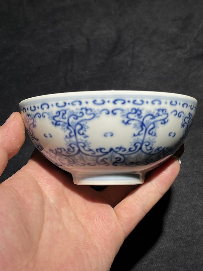 清代 青花花卉纹碗 - 图2