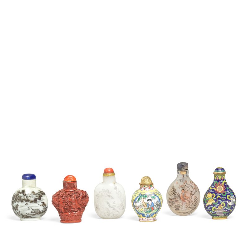 十九至二十世紀 鼻烟壺一組 | A GROUP OF SNUFF BOTTLES - 图1