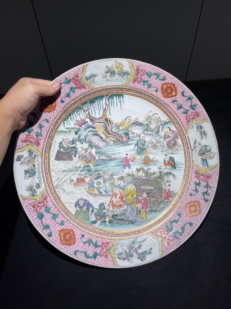 清雍正 粉彩渔家乐纹大盘 - 图5