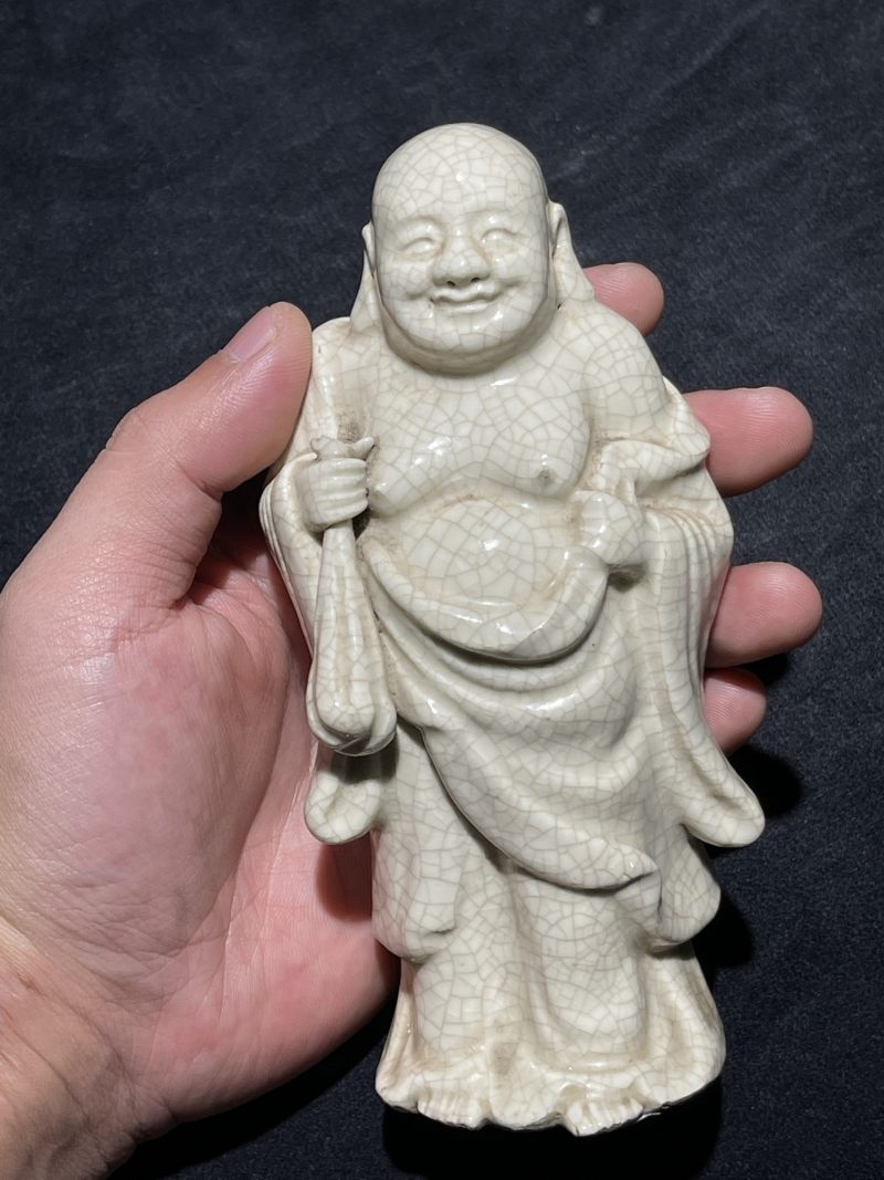 清乾隆 浆胎仿定布袋和尚瓷塑 - 图2