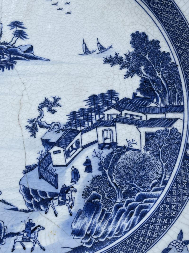清雍正 浆胎青花山水纹大盘 - 图4