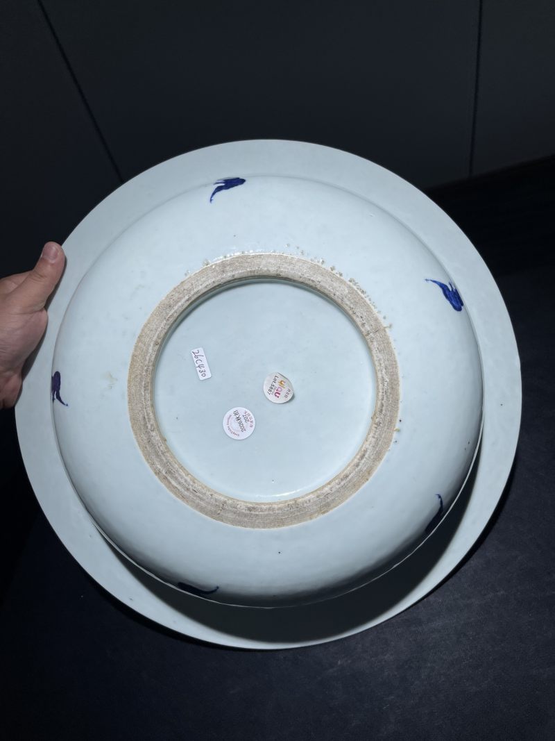 清乾隆 青花缠枝莲纹折沿洗 - 图5