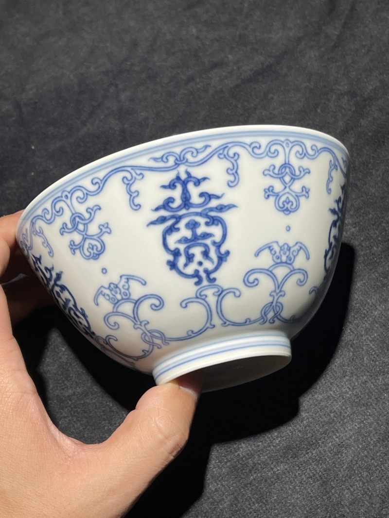 清道光 青花忍冬纹碗 - 图4