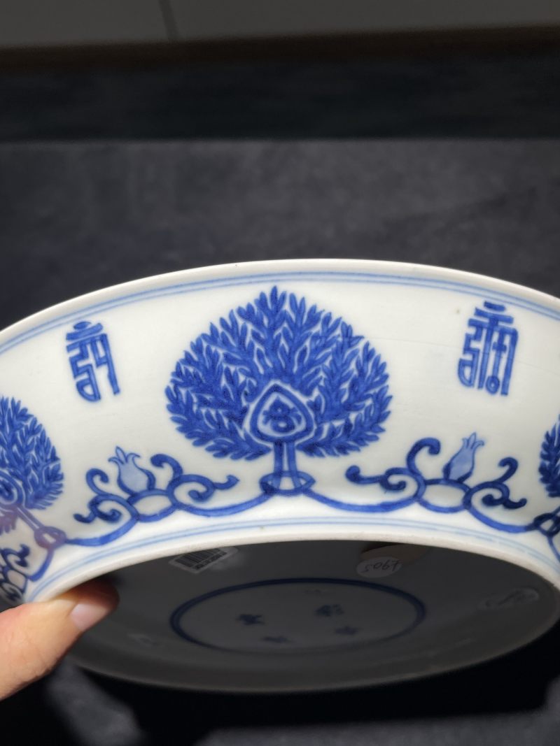清乾隆 青花菩提叶梵文盘 - 图6