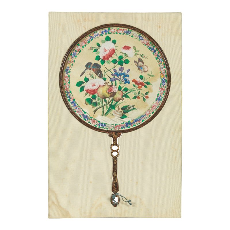 清晚期 緞綉百鳥紋扇一對 | A PAIR OF SILK EMBROIDERED 'HUNDRED BIRDS' FANS - 图6
