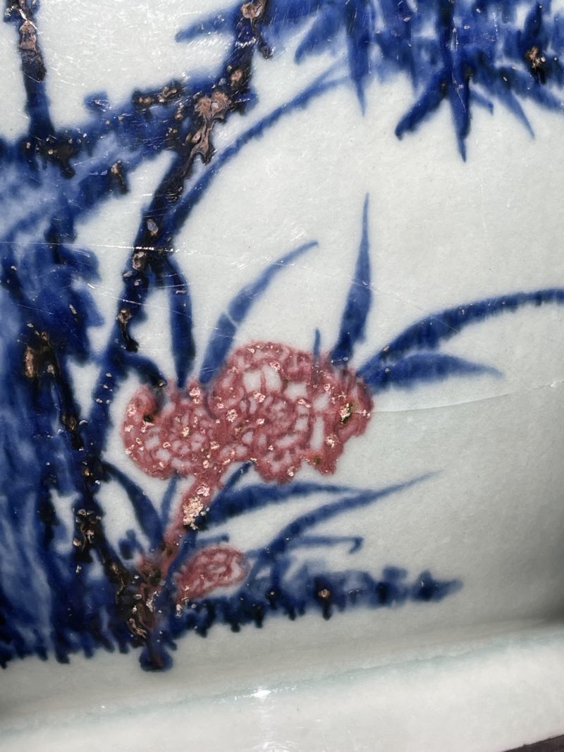 清乾隆 唐英风格豆青地青花釉里红竹石纹七旋瓶 - 图10