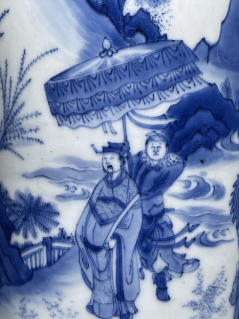 明崇祯 青花百里奚饲牛拜相纹筒瓶 - 图8